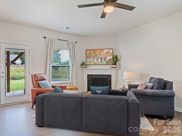 104 Wheatfield Road 8, Fletcher, NC 28732