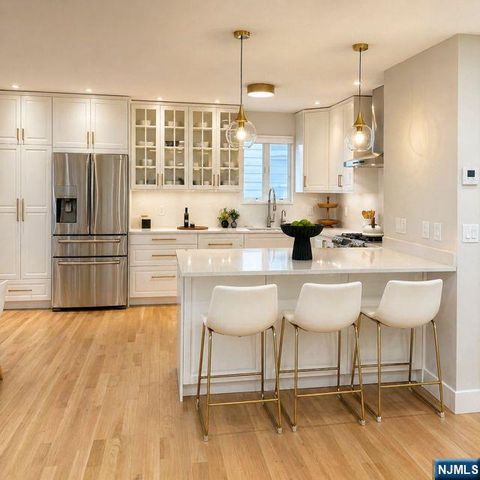448 Fern Avenue, Lyndhurst, NJ 07071