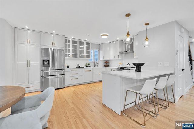 448 Fern Avenue, Lyndhurst, NJ 07071