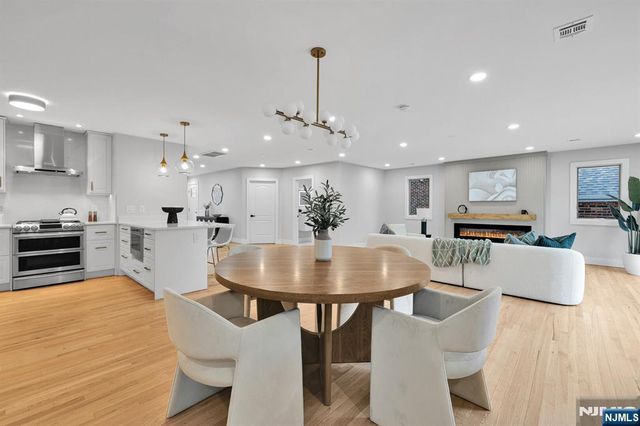 448 Fern Avenue, Lyndhurst, NJ 07071