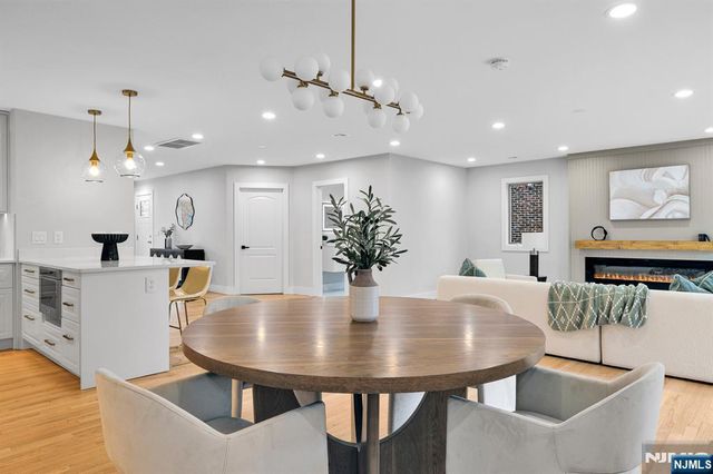 448 Fern Avenue, Lyndhurst, NJ 07071