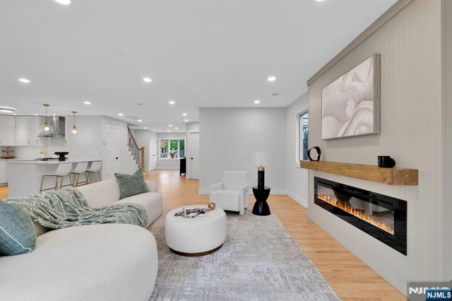 448 Fern Avenue, Lyndhurst, NJ 07071