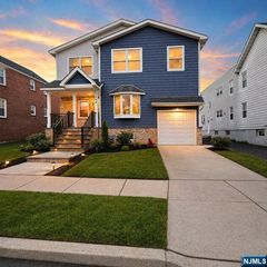 448 Fern Avenue, Lyndhurst, NJ 07071