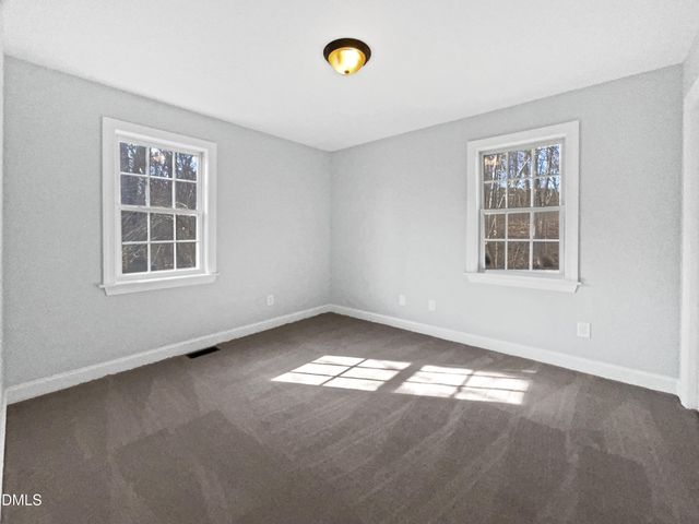 240 Jay Street, Chapel Hill, NC 27516