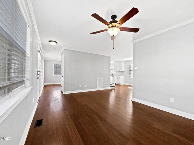 240 Jay Street, Chapel Hill, NC 27516