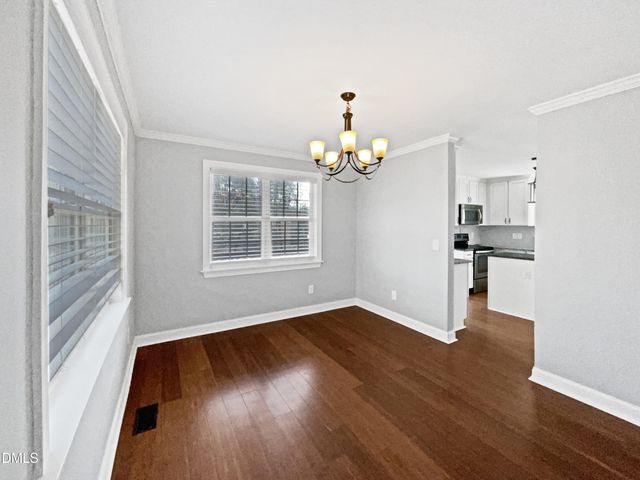 240 Jay Street, Chapel Hill, NC 27516