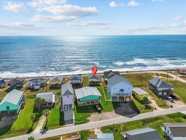 1002 Beach Drive, Surfside Beach, TX 77541