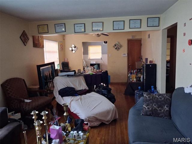 1139 Canaan Avenue, St Louis, MO 63147