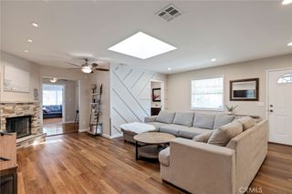 2905 Magnolia Avenue, Long Beach, CA 90806