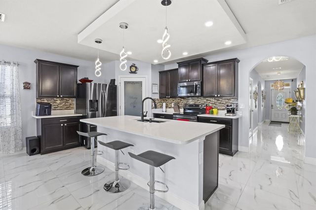 275 SW Tulip Boulevard, Port St. Lucie, FL 34953