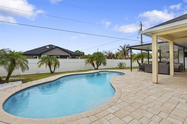 275 SW Tulip Boulevard, Port St. Lucie, FL 34953