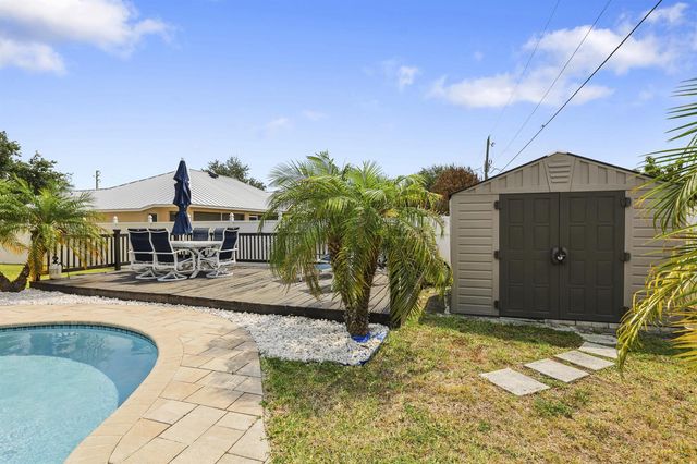275 SW Tulip Boulevard, Port St. Lucie, FL 34953