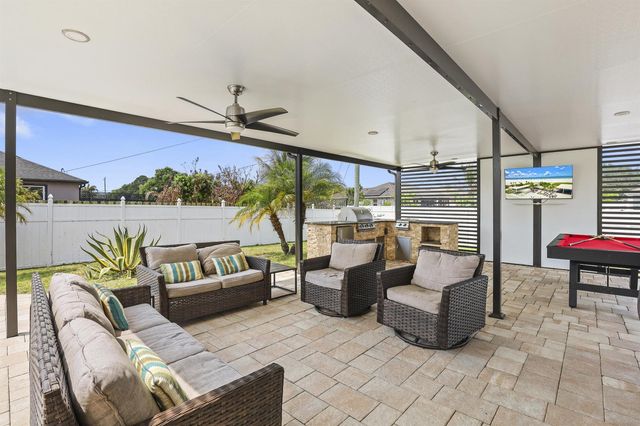 275 SW Tulip Boulevard, Port St. Lucie, FL 34953