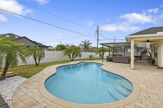 275 SW Tulip Boulevard, Port St. Lucie, FL 34953