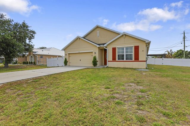 275 SW Tulip Boulevard, Port St. Lucie, FL 34953
