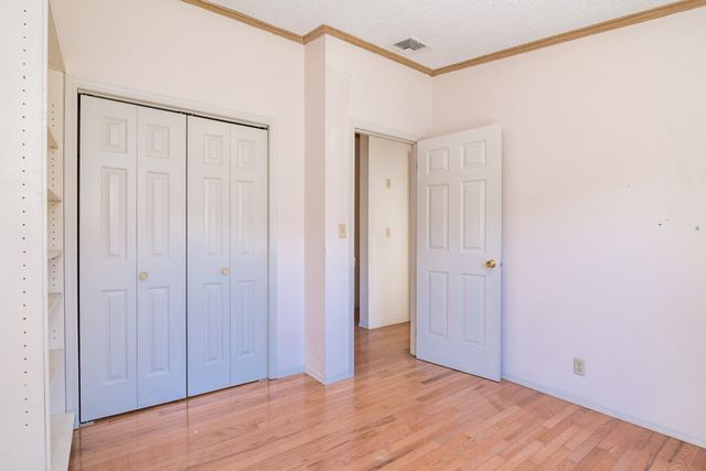 101 Stockbridge Street, Hadley, MA 01035