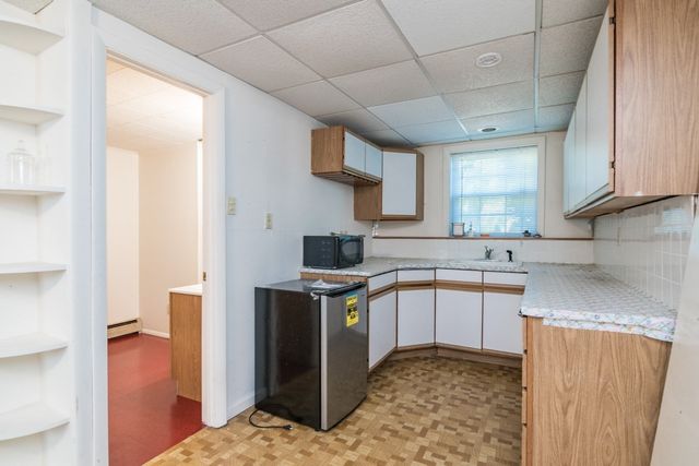 101 Stockbridge Street, Hadley, MA 01035