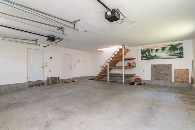 101 Stockbridge Street, Hadley, MA 01035