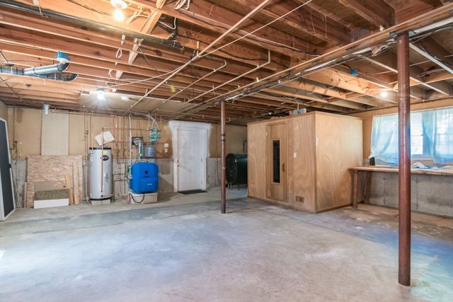 101 Stockbridge Street, Hadley, MA 01035