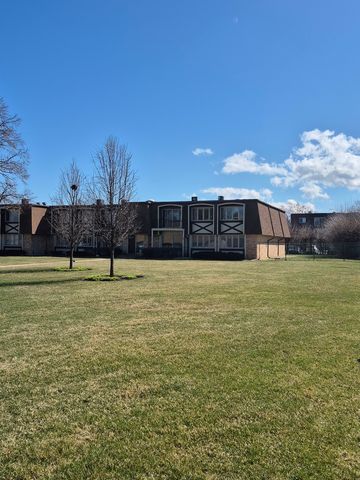 5715 Park Place J2, Crestwood, IL 60418