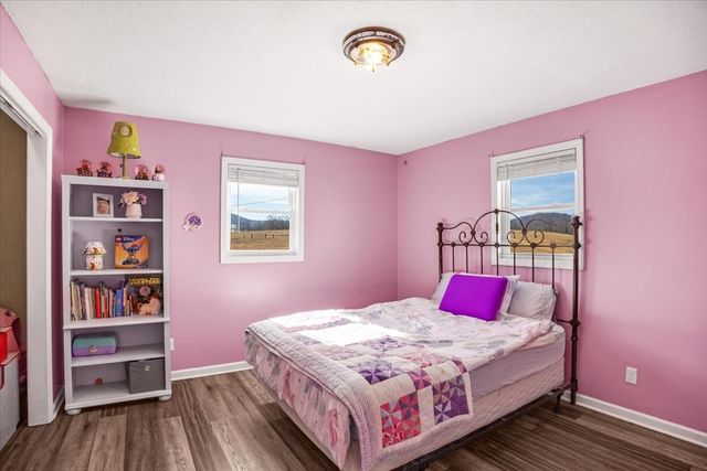 739 Johnson Town Rd, Smithville, TN 37166