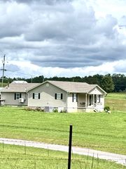 739 Johnson Town Rd, Smithville, TN 37166