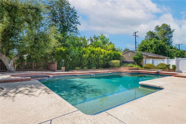 3249 N Rancho La Carlota, Covina, CA 91724