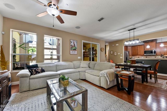 6209 ECLIPSE Circle, Jacksonville, FL 32258