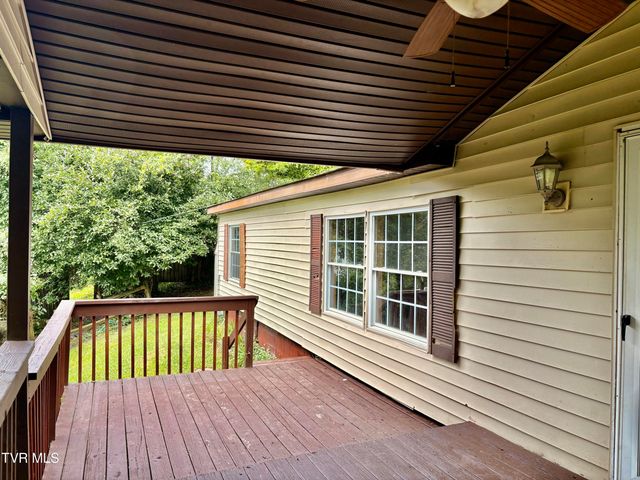3327 Horseshoe Drive, Kingsport, TN 37663