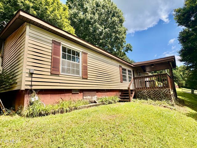 3327 Horseshoe Drive, Kingsport, TN 37663