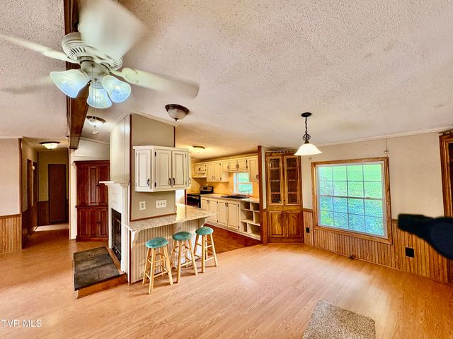 3327 Horseshoe Drive, Kingsport, TN 37663