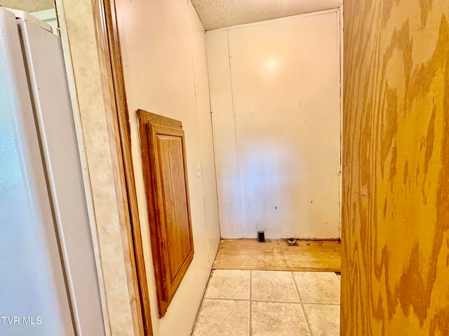 3327 Horseshoe Drive, Kingsport, TN 37663