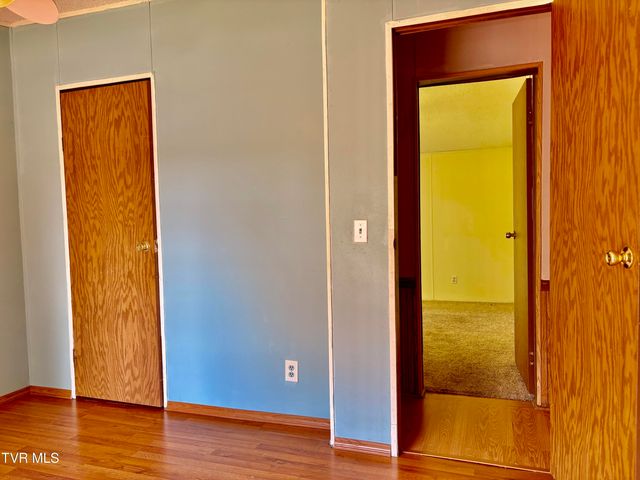3327 Horseshoe Drive, Kingsport, TN 37663