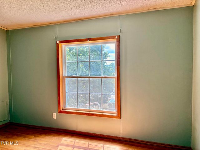 3327 Horseshoe Drive, Kingsport, TN 37663