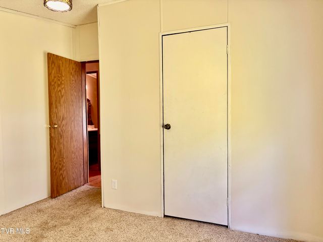 3327 Horseshoe Drive, Kingsport, TN 37663