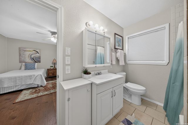 1932 Canyon Lake Dr, Canyon Lake, TX 78133