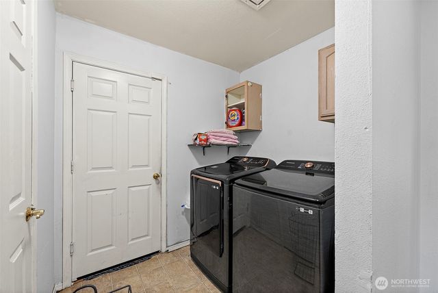 18828 76th Avenue Ct E, Puyallup, WA 98375