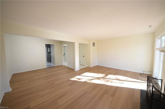 5207 Richard RD, Virginia Beach, VA 23462