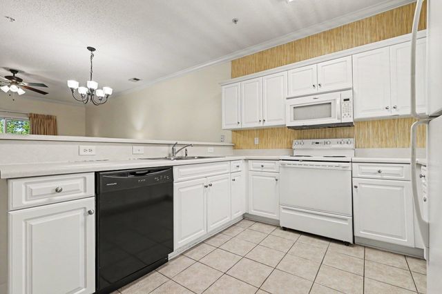 332 Kiskadee Loop Unit G, Conway, SC 29526