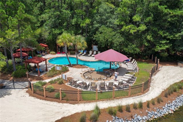 18 Anchor Bay Ct, Bluffton, SC 29910