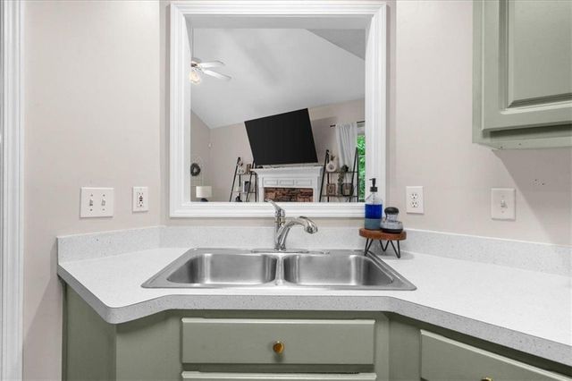 6040 Ashwood Court, Cumming, GA 30028