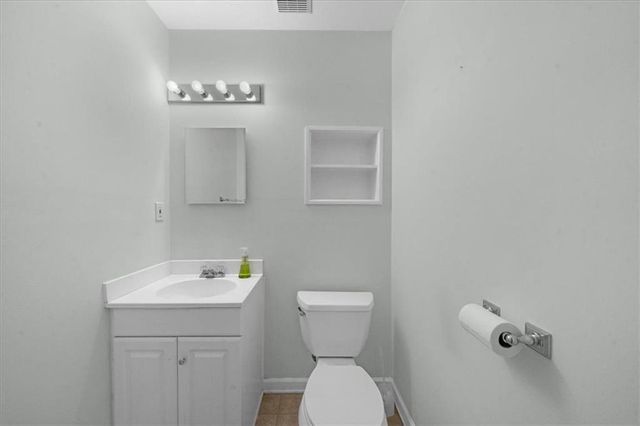 6040 Ashwood Court, Cumming, GA 30028