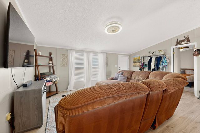 89 Sunset Road, Moriarty, NM 87035