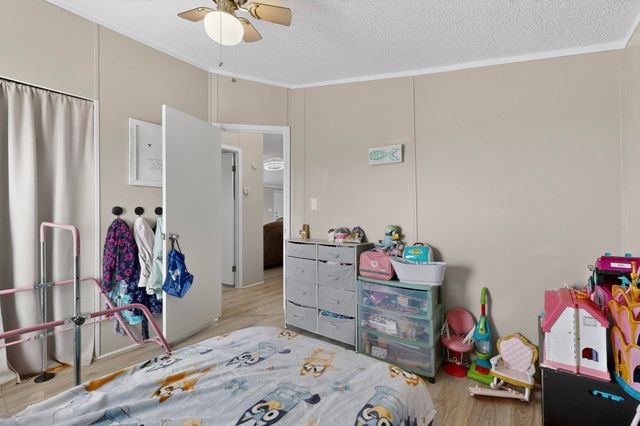 89 Sunset Road, Moriarty, NM 87035