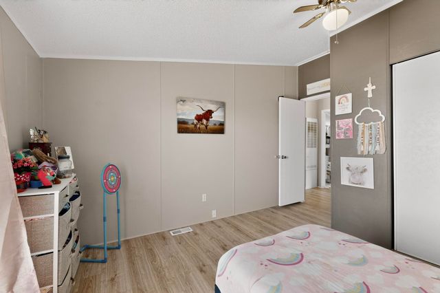 89 Sunset Road, Moriarty, NM 87035