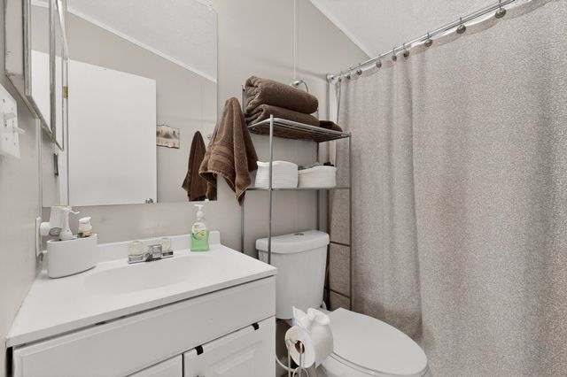 89 Sunset Road, Moriarty, NM 87035