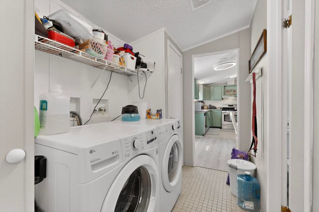 89 Sunset Road, Moriarty, NM 87035