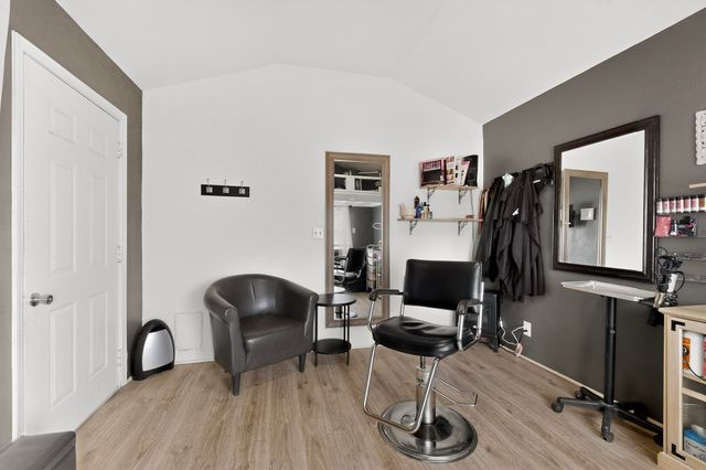 89 Sunset Road, Moriarty, NM 87035