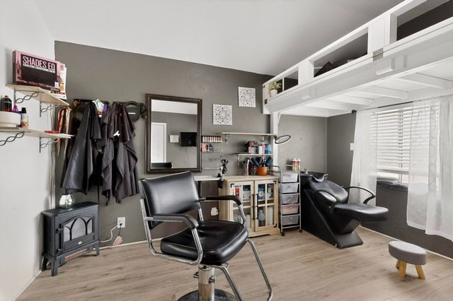 89 Sunset Road, Moriarty, NM 87035