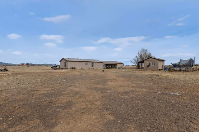 89 Sunset Road, Moriarty, NM 87035